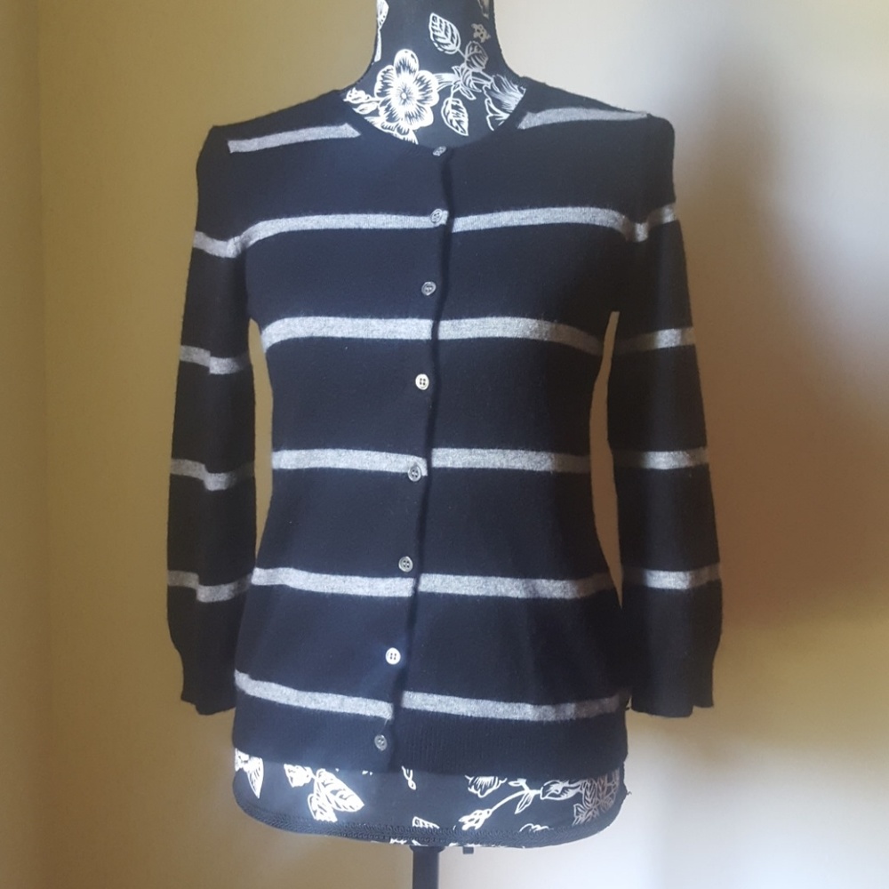 J.Crew💙 Black and Gray Striped Sweater